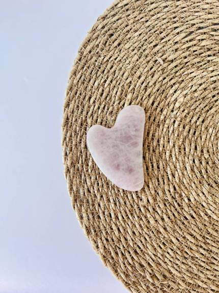 GUA SHA (Doğal Pembe Kuvars Taş)